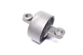 Сайлентблок заднего рычага HYUNDAI IX35, KIA SPORTAGE 04- справа (Пр-во FEBEST)