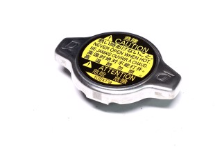 Кришка радіатора Toyota Land Cruiser Prado 09- Hilux Lexus GS/GX/IS (вир-во Toyota)