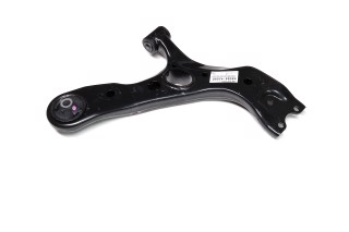 Рычаг передней нижний R Toyota RAV4 08-16 Harrier Lexus NX (пр-во Toyota)