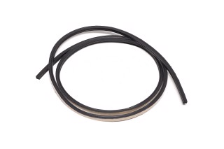 Ущільнювач скла заднього Toyota Corolla 04-17 Yaris Lexus (вир-во Toyota)