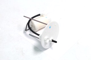 Фільтр паливний (бак) Toyota Highlander 10- Lexus RX 08- (вир-во Toyota)