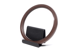 Сальник колінвала задній Toyota LC Prado 02-17 Hilux FJ Lexus (вир-во Toyota)