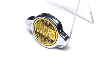 Кришка радіатора Toyota Land Cruiser 87-05 Hiace Lexus LX (вир-во Toyota)