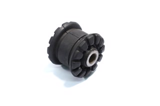 Сайлентблок переднего рычага AUDI 80 -94 (RIDER)