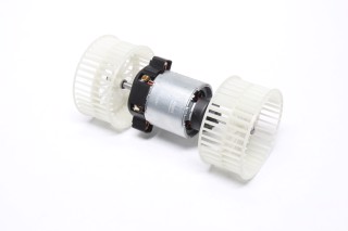 Вентилятор обігрівача MERCEDES ACTROS MP2/MP3 (02-) OM 541.973/35 (вир-во Nissens)