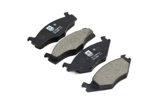 Колодка тормозная дисковая передняя VW GOLF II,III, PASSAT <ДК>