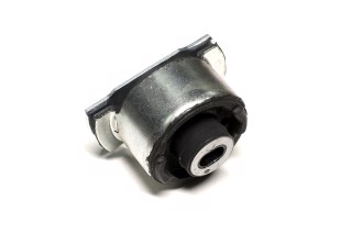 Втулка балки RENAULT LAGUNA II 01 зад. міст зліва (Вир-во SASIC)