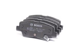 Колодка гальм. диск. HYUNDAI ACCENT IV, SONATA V задн. (вир-во Bosch)